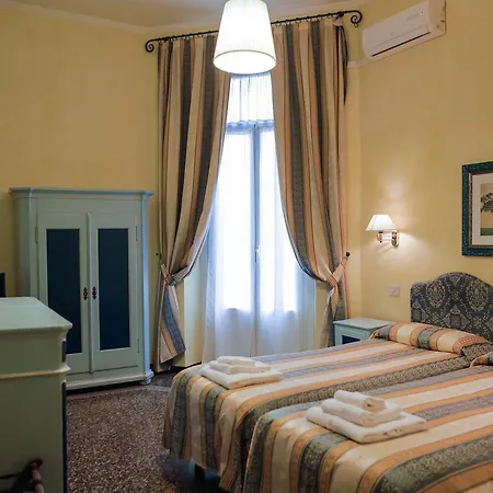 Szálloda Delle Rose Rapallo