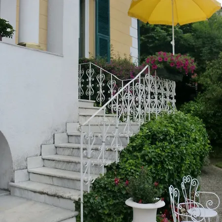 Delle Rose Hotell 3*